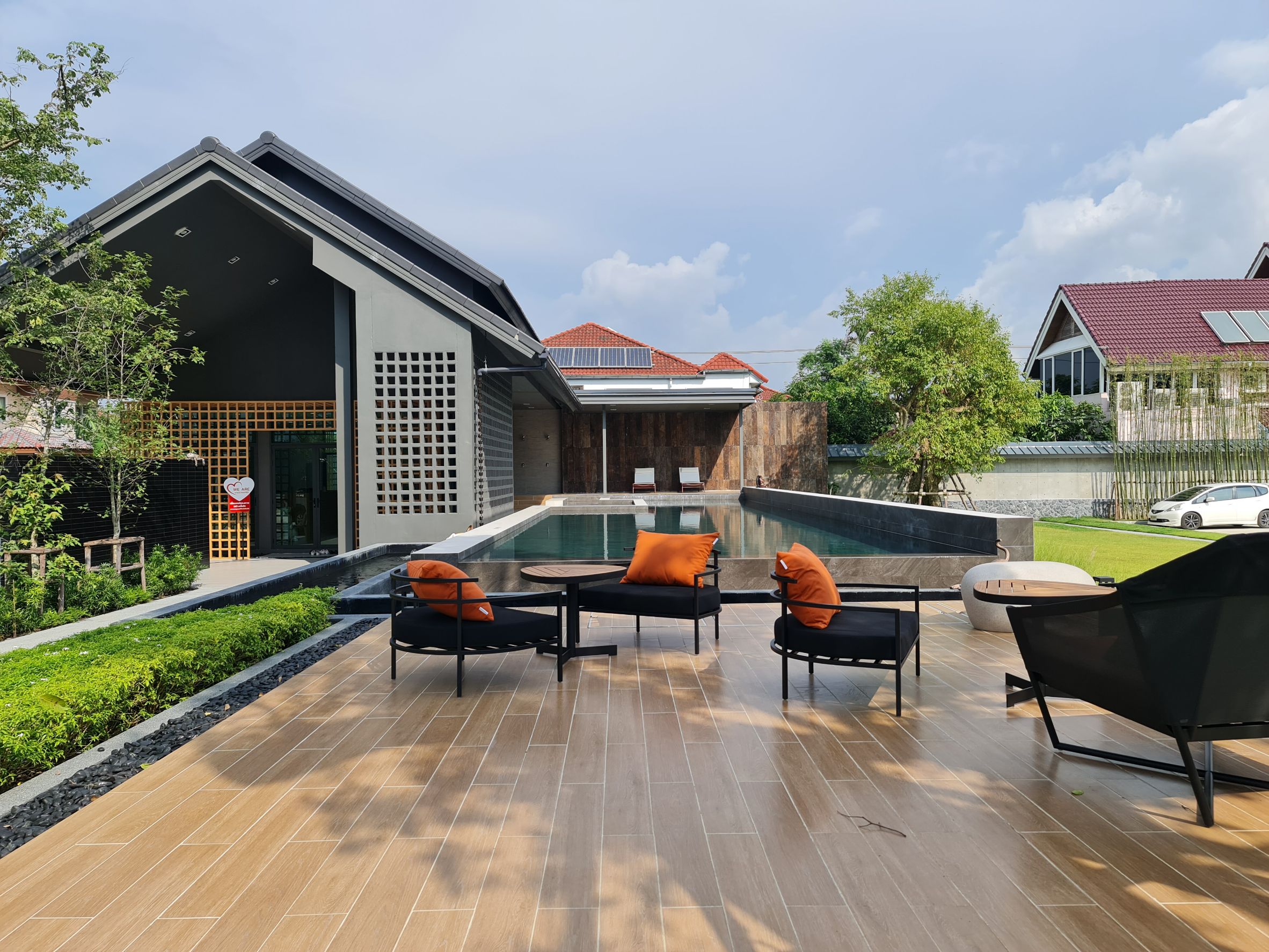 รูปภาพ พิมนารา ศรีนครินทร์-บางนา (Pimnara Srinakarin-Bangna)