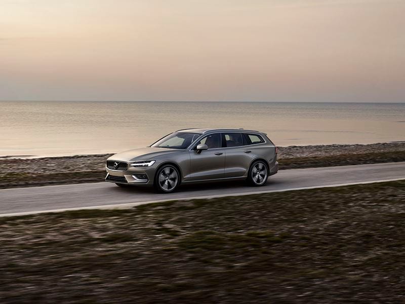 รูปภาพ วอลโว่ Volvo V60 Recharge Plug-in Hybrid Inscription ปี 2022