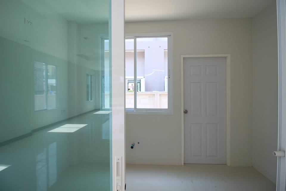 รูปภาพ แกรนด์ วิสต้า บาย สุรนารีวิลล์ (Grand Vista by Suranaree Ville)