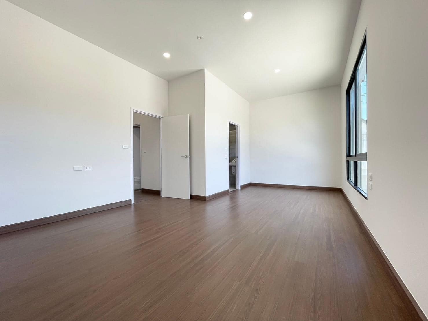 รูปภาพ บริทาเนีย บางนา กม.39 (Britania Bangna KM.39)