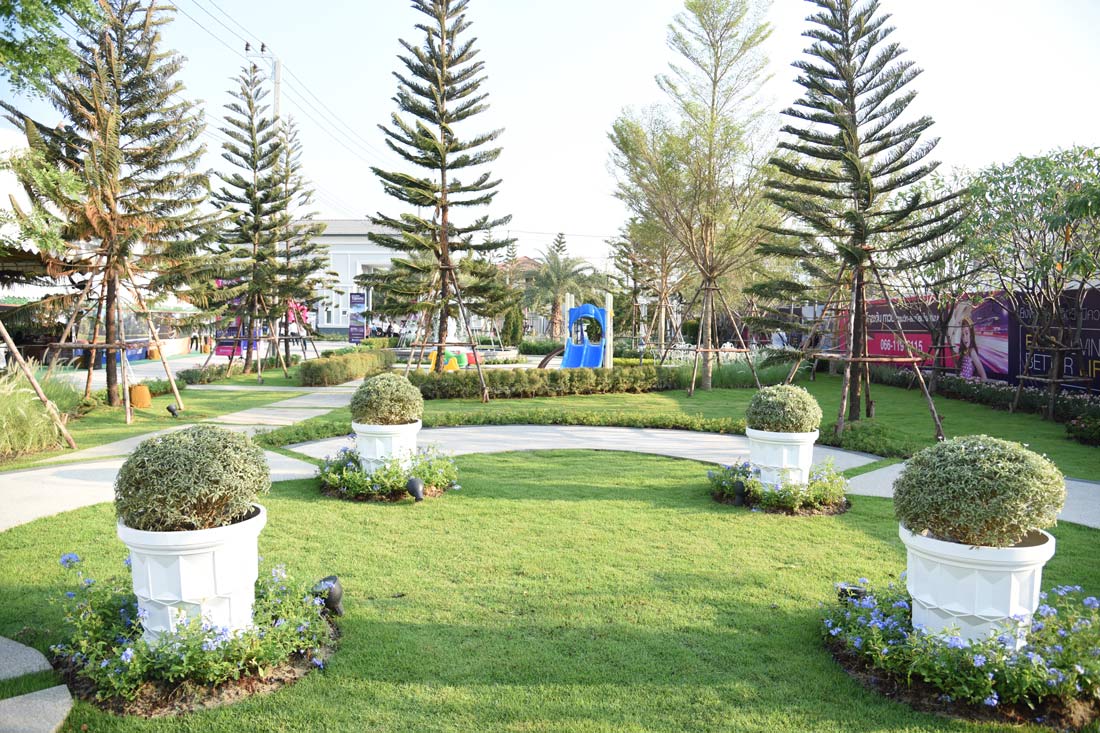 รูปภาพ โกลเด้น ทาวน์ สุขุมวิท-สถานีรถไฟฟ้าแบริ่ง (Golden Town Sukhumvit-Bearing Station)