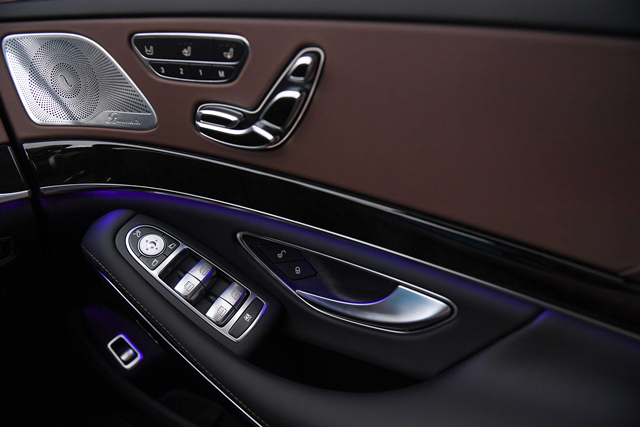 รูปภาพ เมอร์เซเดส-เบนซ์ Mercedes-benz S-Class S 560 e AMG Premium ปี 2019