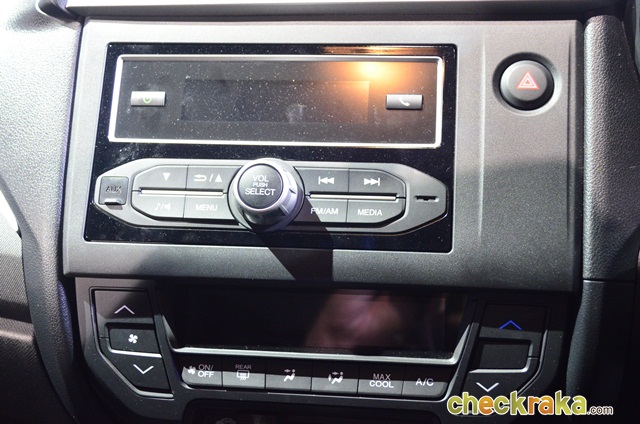 รูปภาพ ฮอนด้า Honda Mobilio S AT 5 Seat ปี 2017