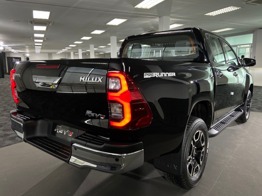 รูปภาพ โตโยต้า Toyota Revo Double Cab 4x4 2.4 MID 60th Anniversary ปี 2022