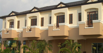 รูปภาพ เค.ซี. คลัสเตอร์ รามอินทรา - ซาฟารี (K.C. Cluster Ram-Indra - Safari)