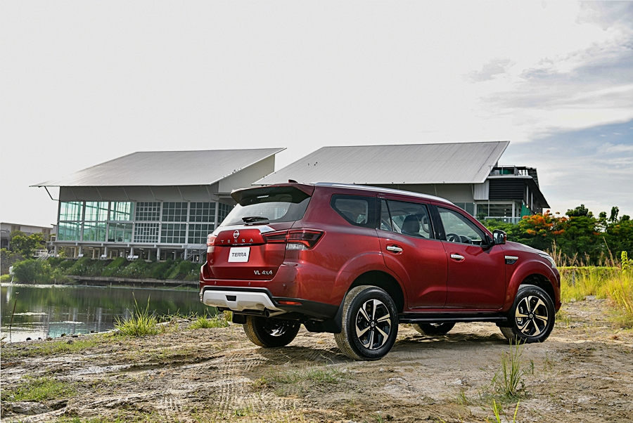 รูปภาพ นิสสัน Nissan Terra 2.3 VL 4WD 7AT MY2022 ปี 2021