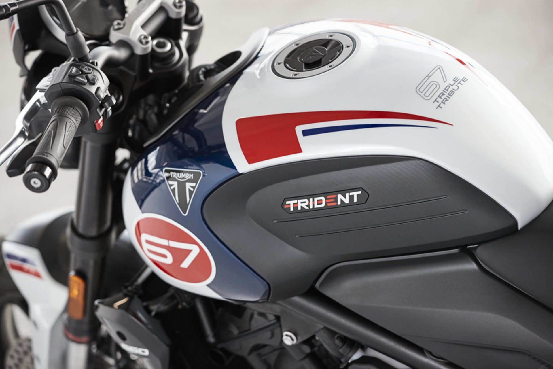 รูปภาพ ไทรอัมพ์ Triumph Trident Triple Tribute Special Edition ปี 2024