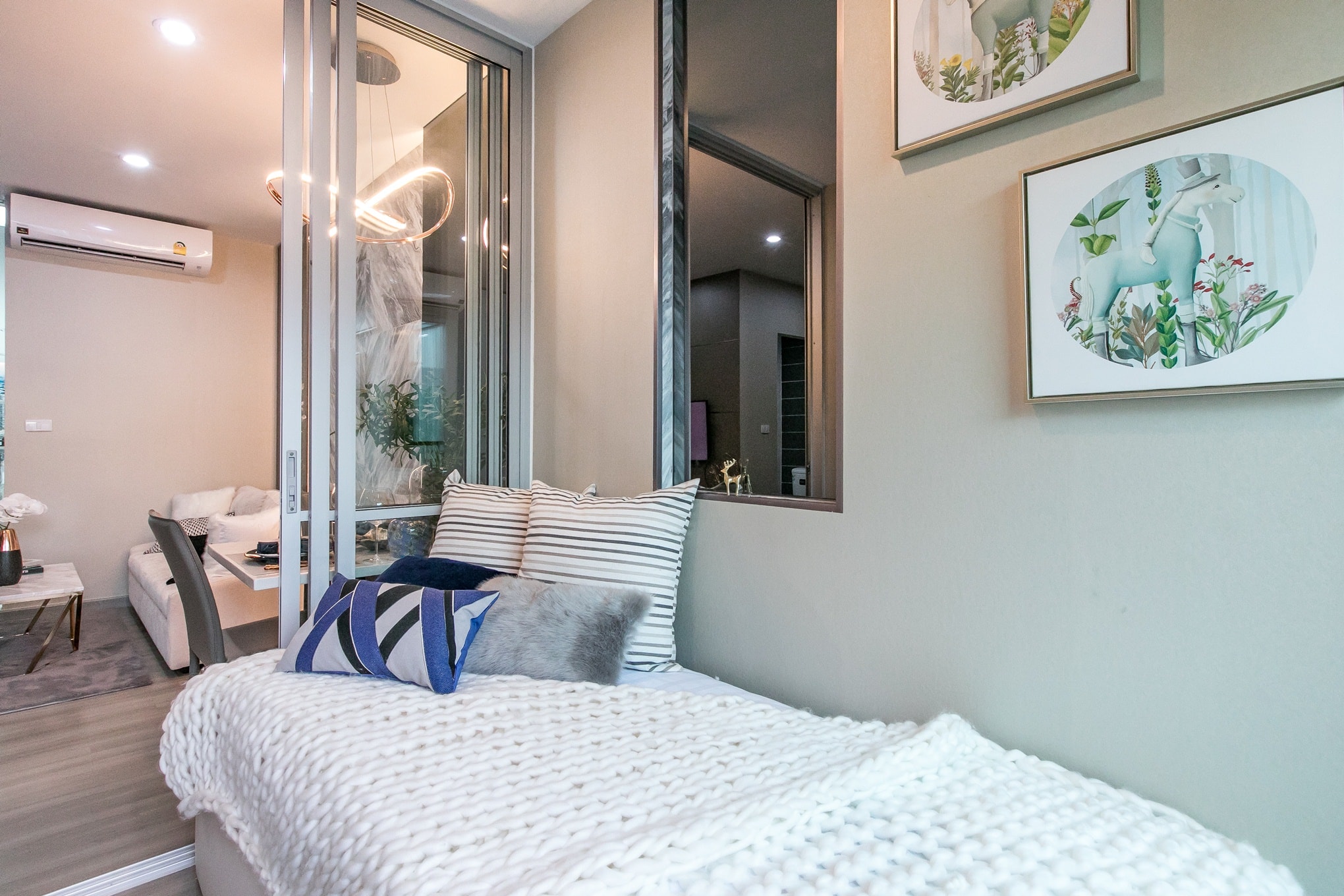 รูปภาพ เดอะ เพรสซิเดนท์ จรัญ-แยกไฟฉาย สเตชั่น (The President Charan-Yaek Fai Chai Station)