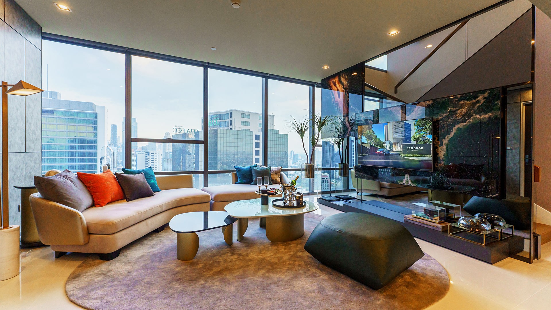 รูปภาพ เดอะ แบงค็อค สาทร (The Bangkok Sathorn)