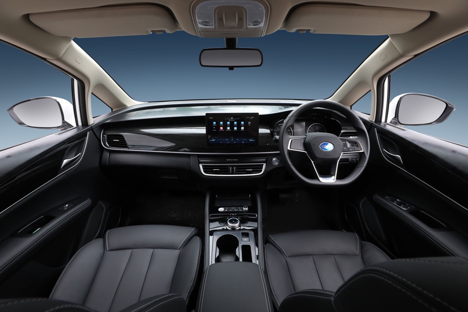 รูปภาพ บีวายดี BYD e6 EV ปี 2023