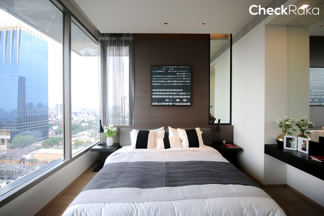 รูปภาพ ศาลาแดง วัน (Saladaeng One)