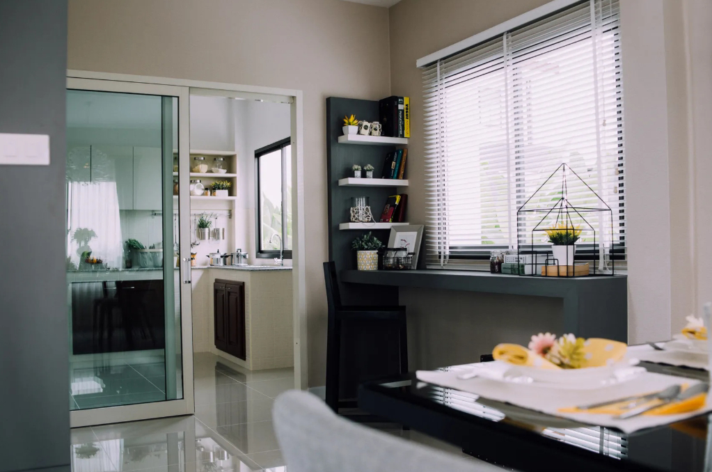 รูปภาพ สาริน 11 (Sarin 11)