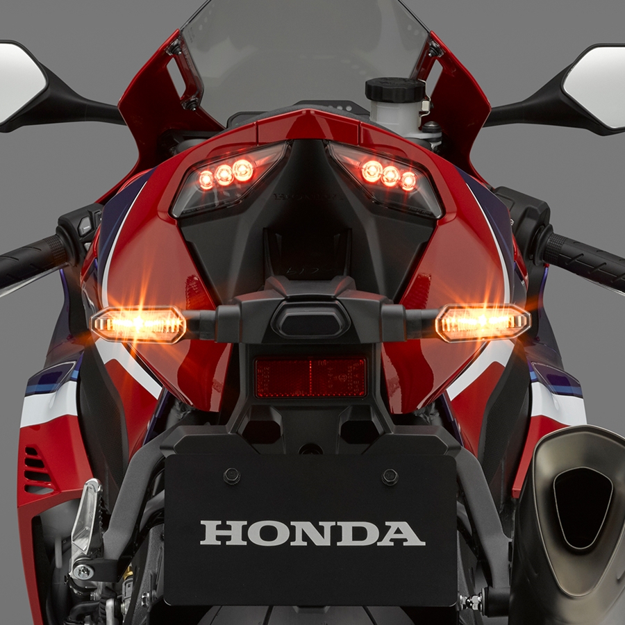 รูปภาพ ฮอนด้า Honda CBR 1000RR-R Fireblade SP ปี 2020
