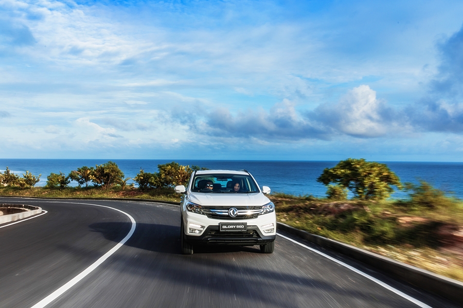 รูปภาพ ดีเอฟเอสเค ตงฟง มอเตอร์ส DFSK Glory560 Super Family SUV 7 ปี 2022