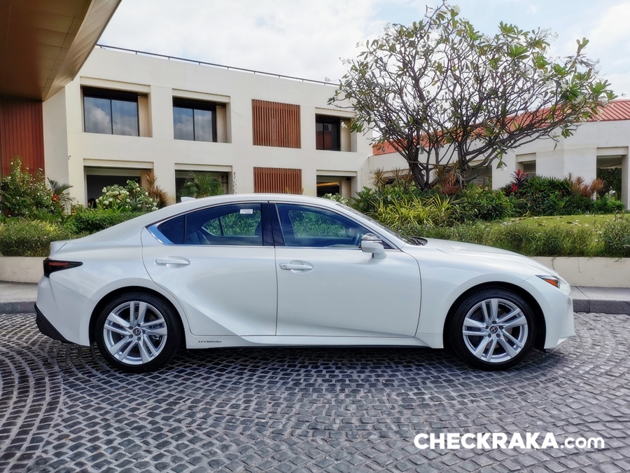 รูปภาพ เลกซัส Lexus IS 300h Premium MY2020 ปี 2020