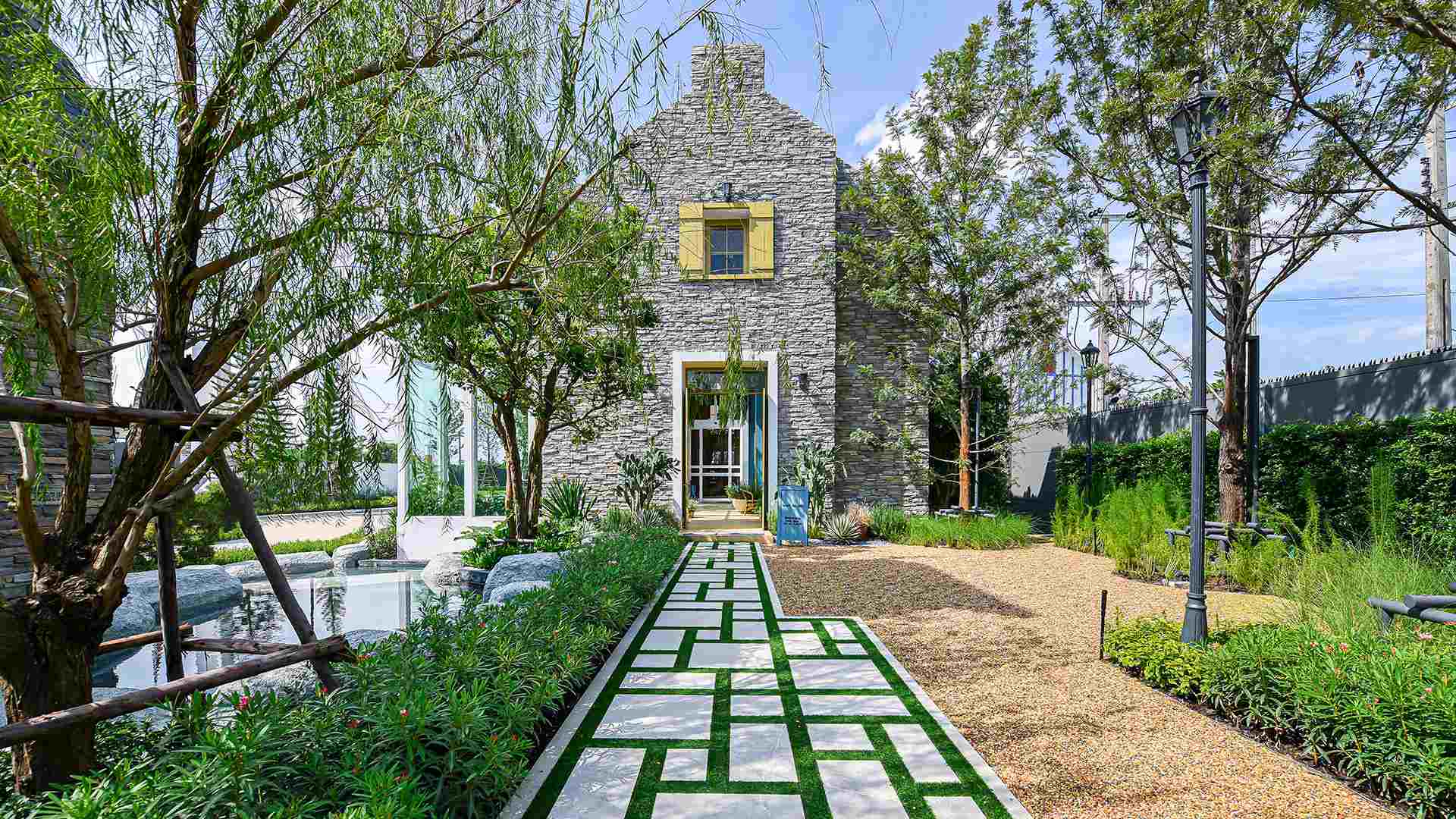 รูปภาพ อัญญ่า บางนา - รามคำแหง 2 (Anya Bangna - Ramkamhaeng)