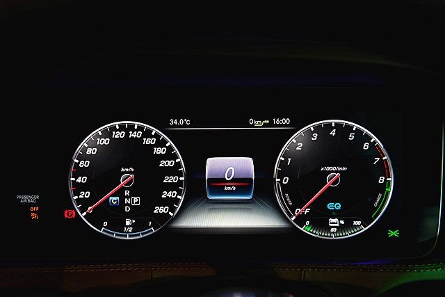 รูปภาพ เมอร์เซเดส-เบนซ์ Mercedes-benz S-Class S 560 e AMG Premium ปี 2019