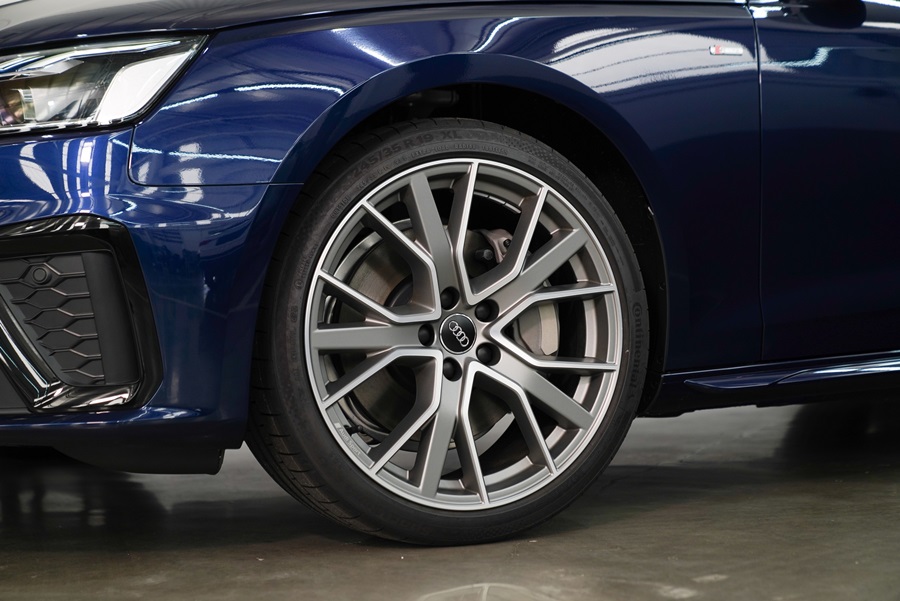 รูปภาพ อาวดี้ Audi A4 Avant 45 TFSI quattro S line Black Edition ปี 2020