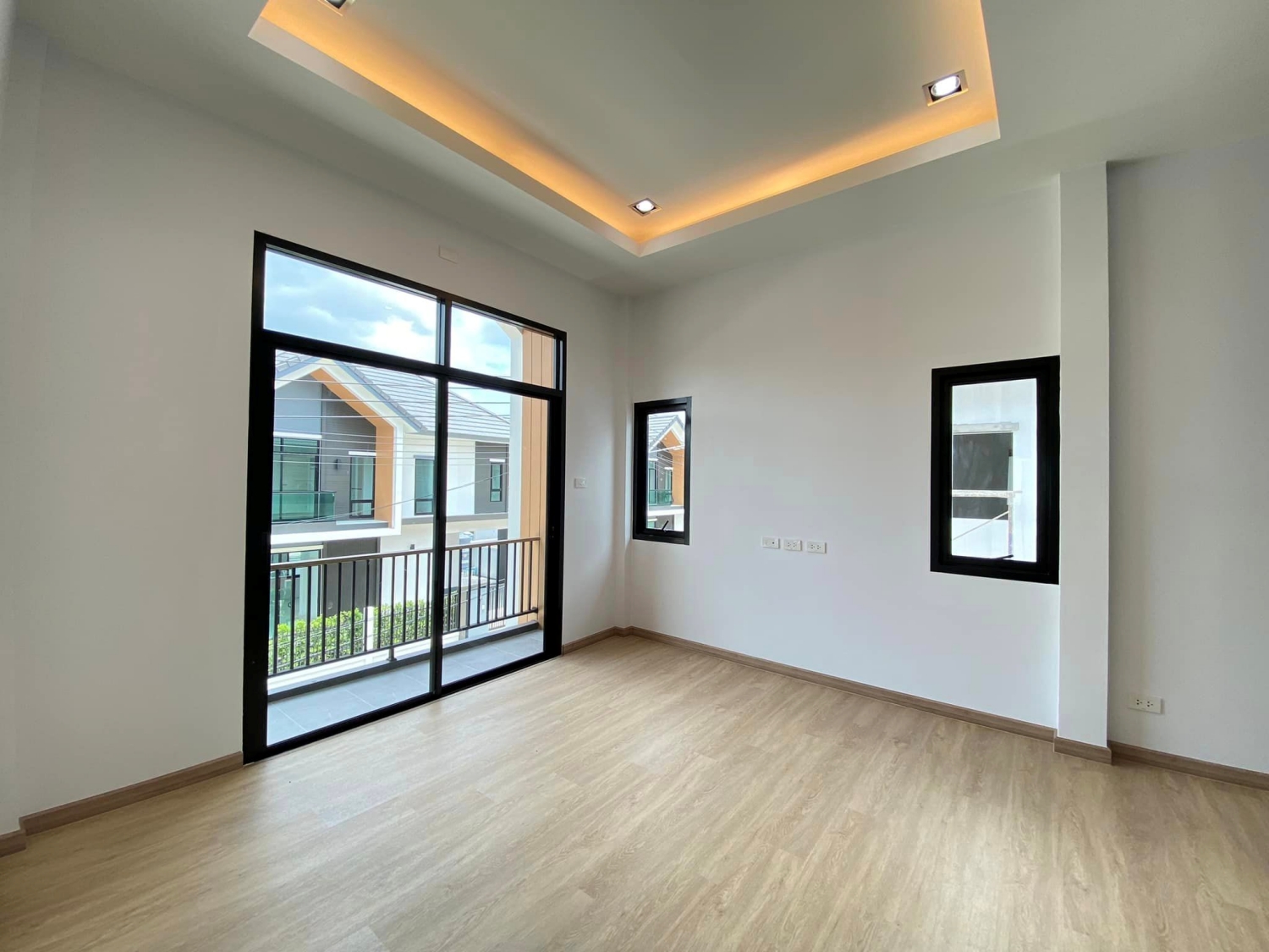 รูปภาพ โมเดิร์นทาวน์โคซี่ @ อ้อมค่าย (Moderntown cozy @ Omkai)