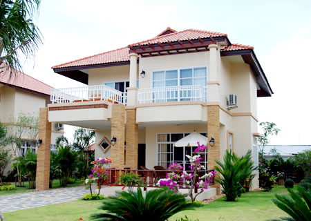 รูปภาพ เมาน์เท่นวิว อินเตอร์เนชั่นแนล บางแสน (Mountainview International Bangsan)