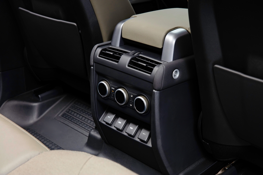 รูปภาพ แลนด์โรเวอร์ Land Rover Defender 110 Petrol 3.0 SE Ingenium MHEV ปี 2020