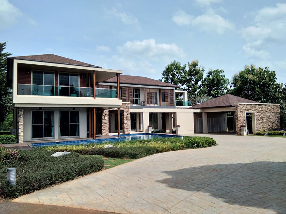 รูปภาพ มิราเคิล ไฟว์ เขาใหญ่ (Miracles V Khaoyai)