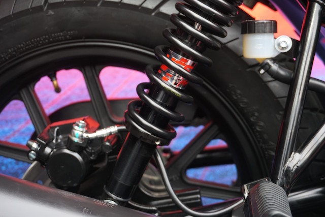 รูปภาพ จีพีเอ็กซ์ GPX Legend 250 TWIN ปี 2019