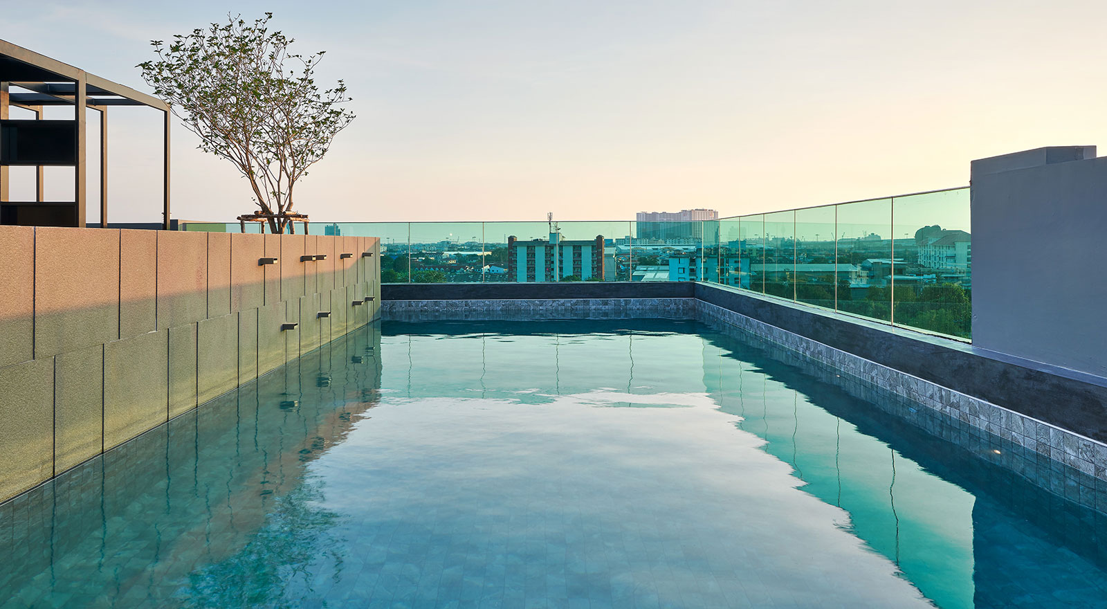 รูปภาพ บี ลอฟท์ ไลท์ สุขุมวิท 115 (B Loft Lite Sukhumvit 115)