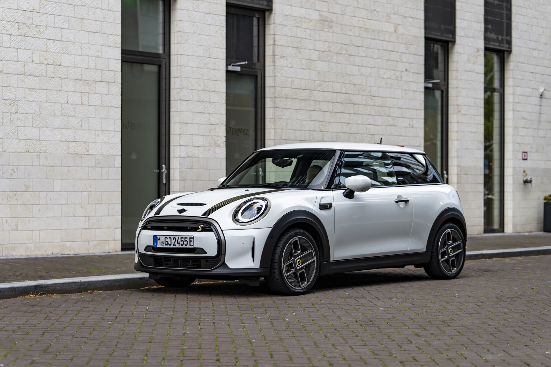 รูปภาพ มินิ Mini Cooper SE Resolute Edition ปี 2023