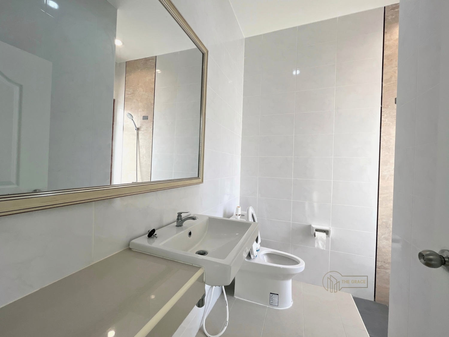 รูปภาพ เดอะเกรซ บาย ชูใจ แอท ศรีมโหสถ (The Grace by Choojai @ Srimahosot)