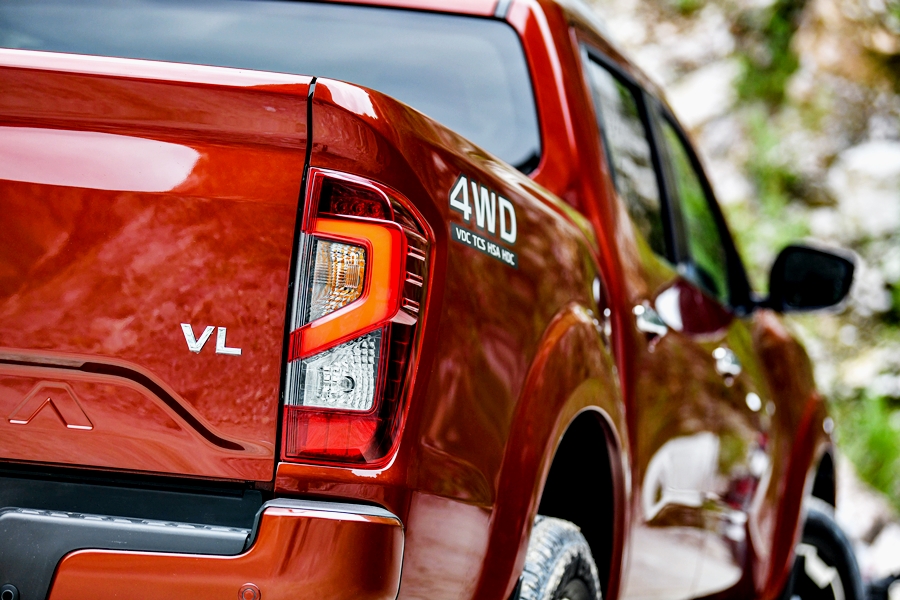 รูปภาพ นิสสัน Nissan Navara Double Cab CALIBRE E 7AT MY20 ปี 2020