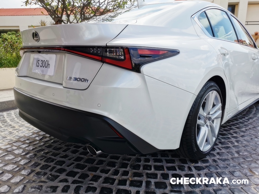 รูปภาพ เลกซัส Lexus IS 300h Premium MY2020 ปี 2020