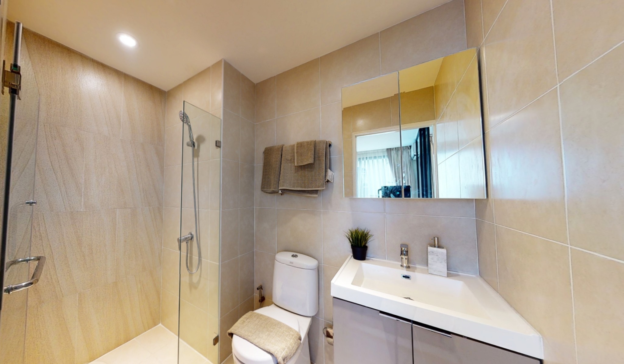 รูปภาพ โมเดิร์น คอนโด บางพลัด จรัญ 79 (Modern Condo Bang Phlat Charan 79)