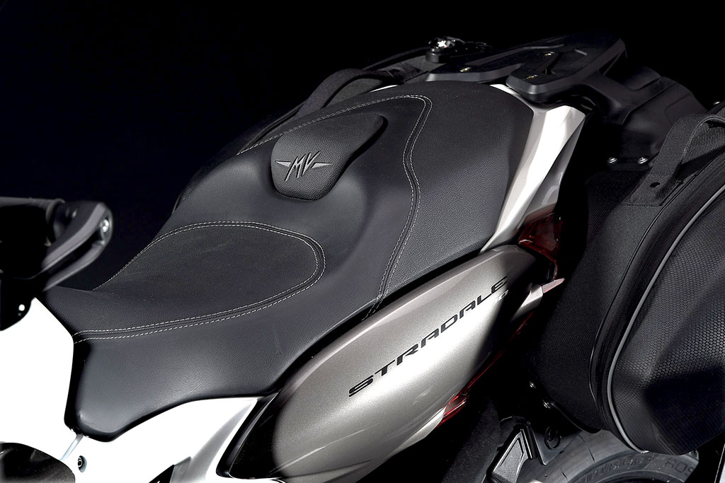 รูปภาพ เอ็มวี ออกุสต้า MV Agusta Stradale 800 ABS ปี 2014