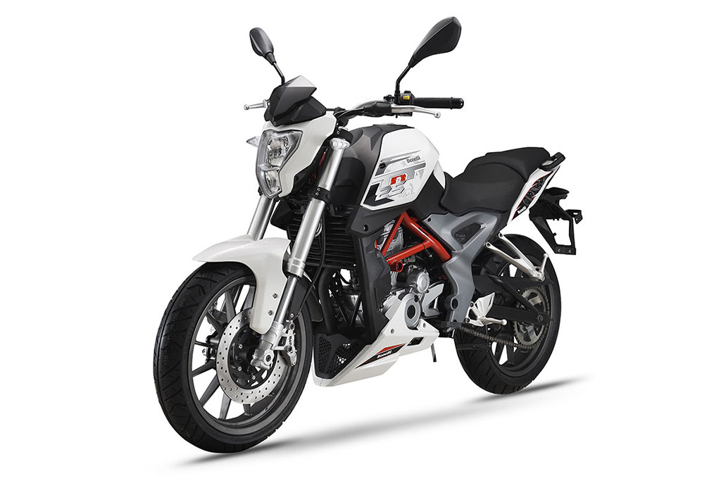 รูปภาพ เบเนลลี Benelli TNT 25 ปี 2015
