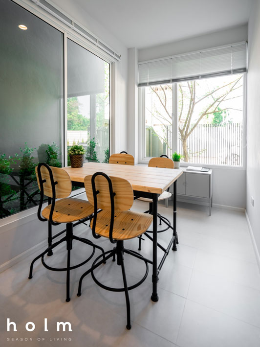 รูปภาพ โฮล์ม สันผีเสื้อ เชียงใหม่ (Holm)