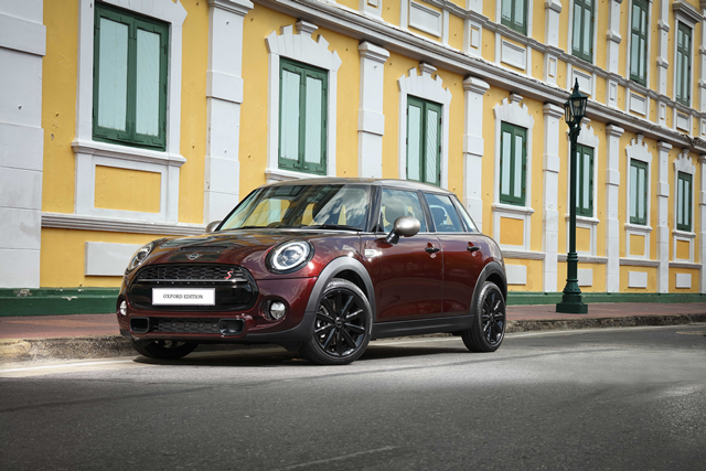 รูปภาพ มินิ Mini Hatch 5 Door Cooper S Oxford Edition ปี 2018