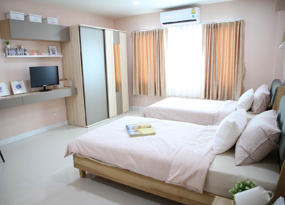 รูปภาพ ชนัญญา ทาวน์เฮาส์ บ่อวิน (Chanunya Townhouse Bowin)