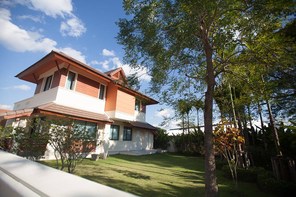 รูปภาพ ร้อยจันทร์ เนสท์ (Roychan Nest)