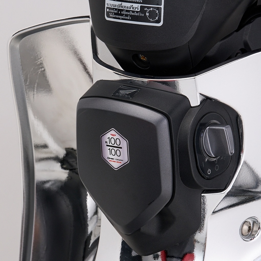 รูปภาพ ฮอนด้า Honda Super Cub C125 Disney Limited Edition ปี 2023