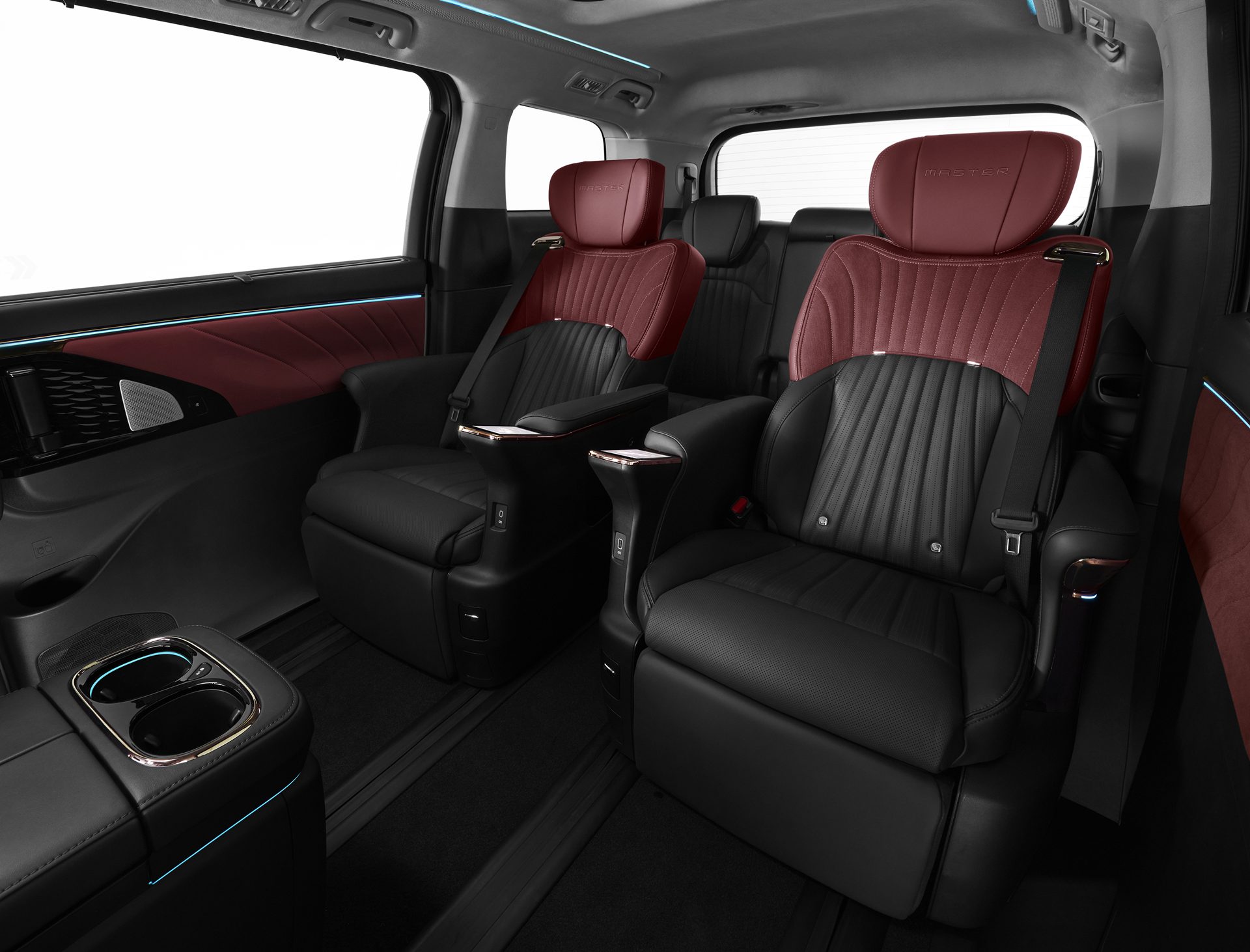 รูปภาพ Aion GAC M8 PHEV Standard ปี 2025