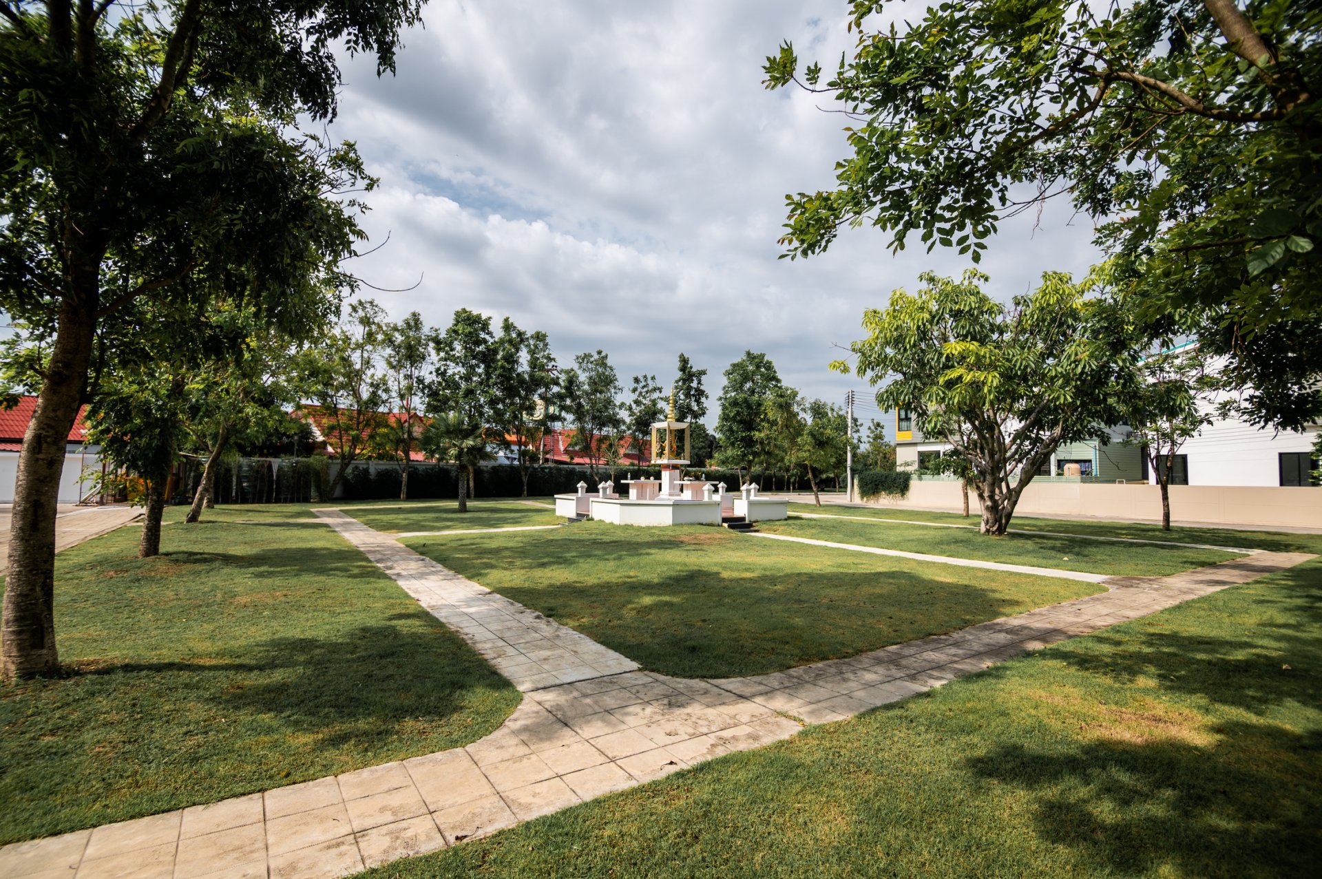 รูปภาพ อุไรสิริ ไลท์ ดอนทอง x ประชาสุข (Uraisiri Lite Donthong x Prachasuk)