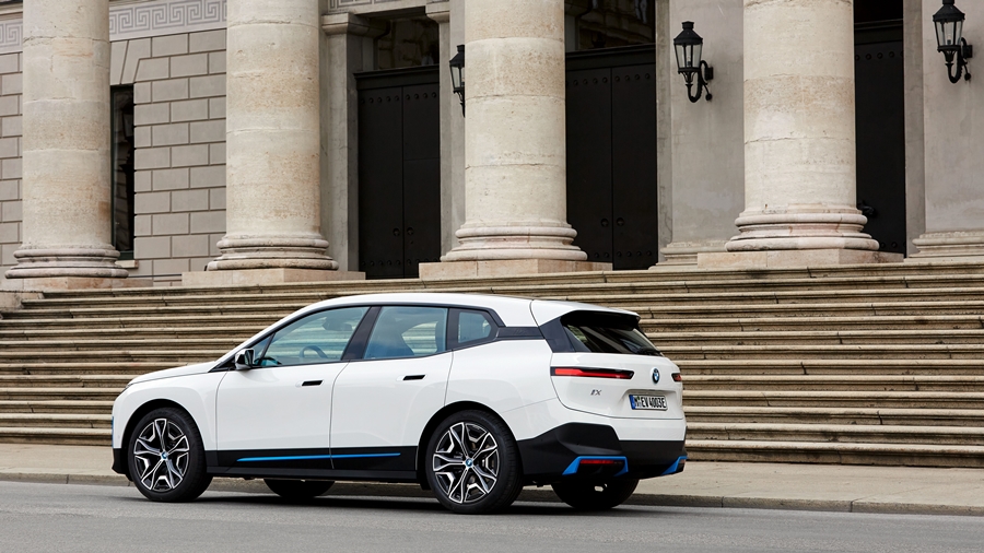 รูปภาพ บีเอ็มดับเบิลยู BMW i X xDrive50 Sport ปี 2022