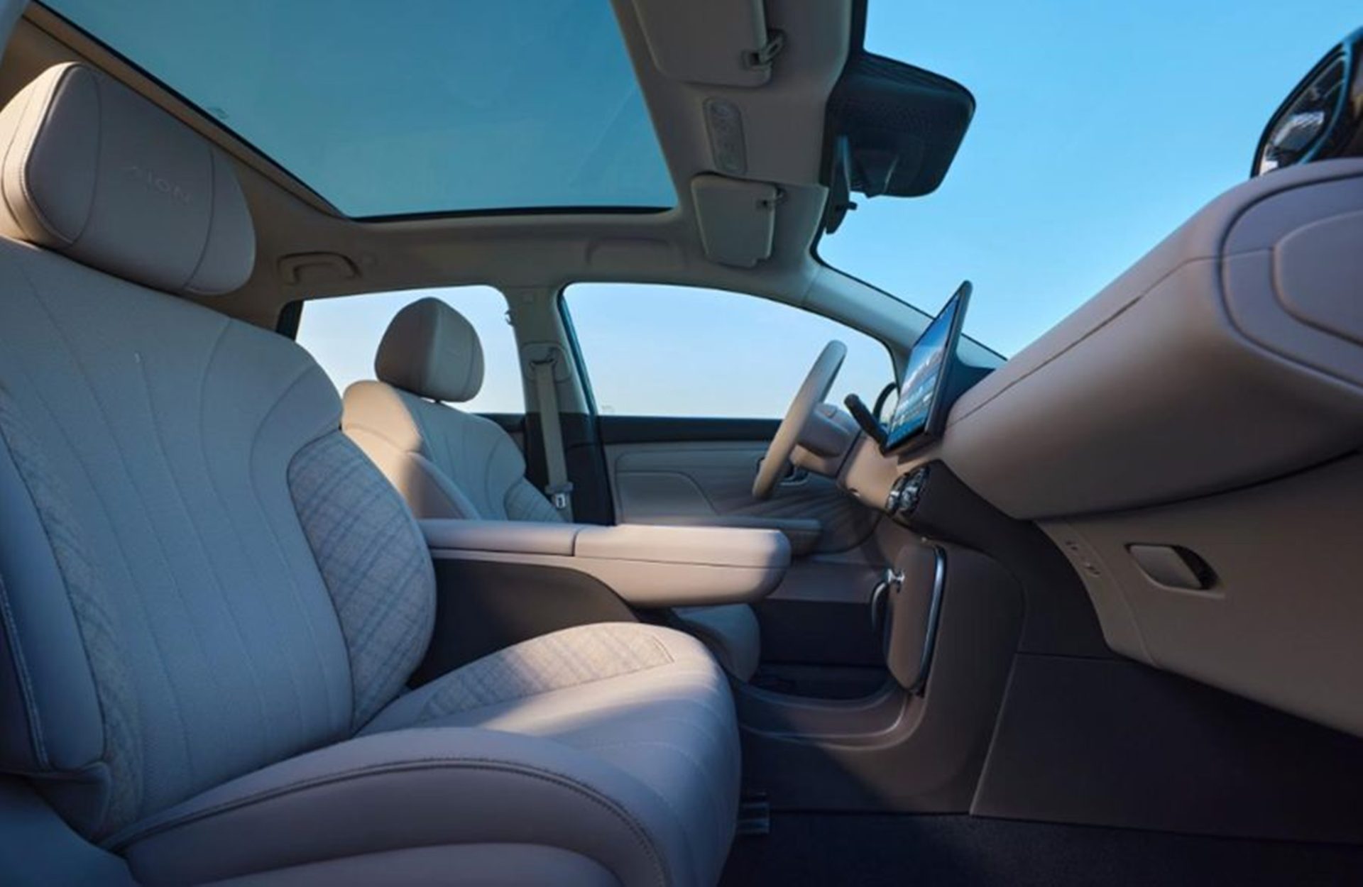 รูปภาพ Aion UT Standard ปี 2025