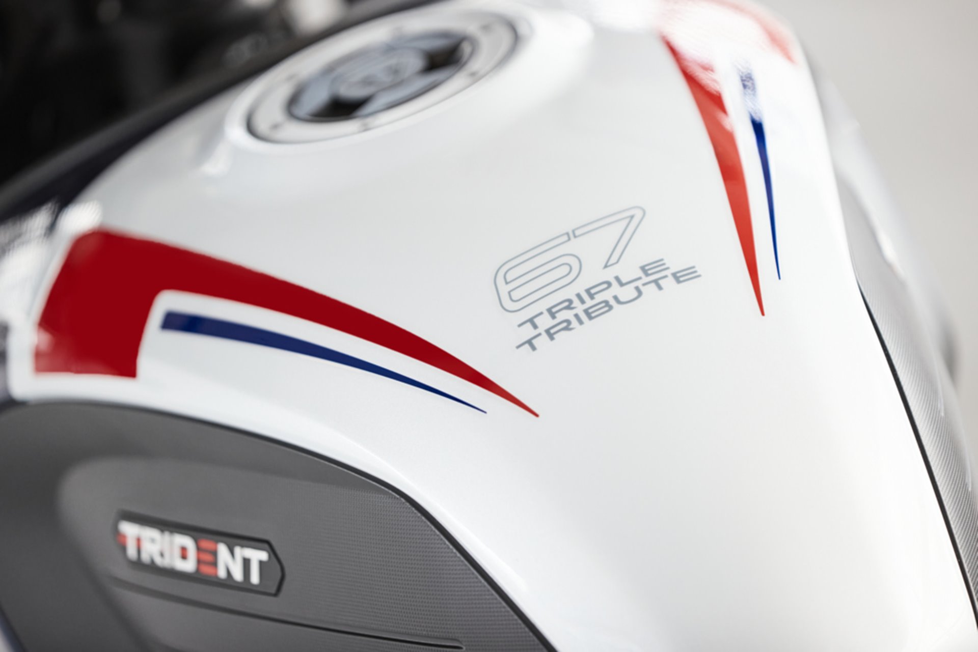 รูปภาพ ไทรอัมพ์ Triumph Trident Triple Tribute Special Edition ปี 2024