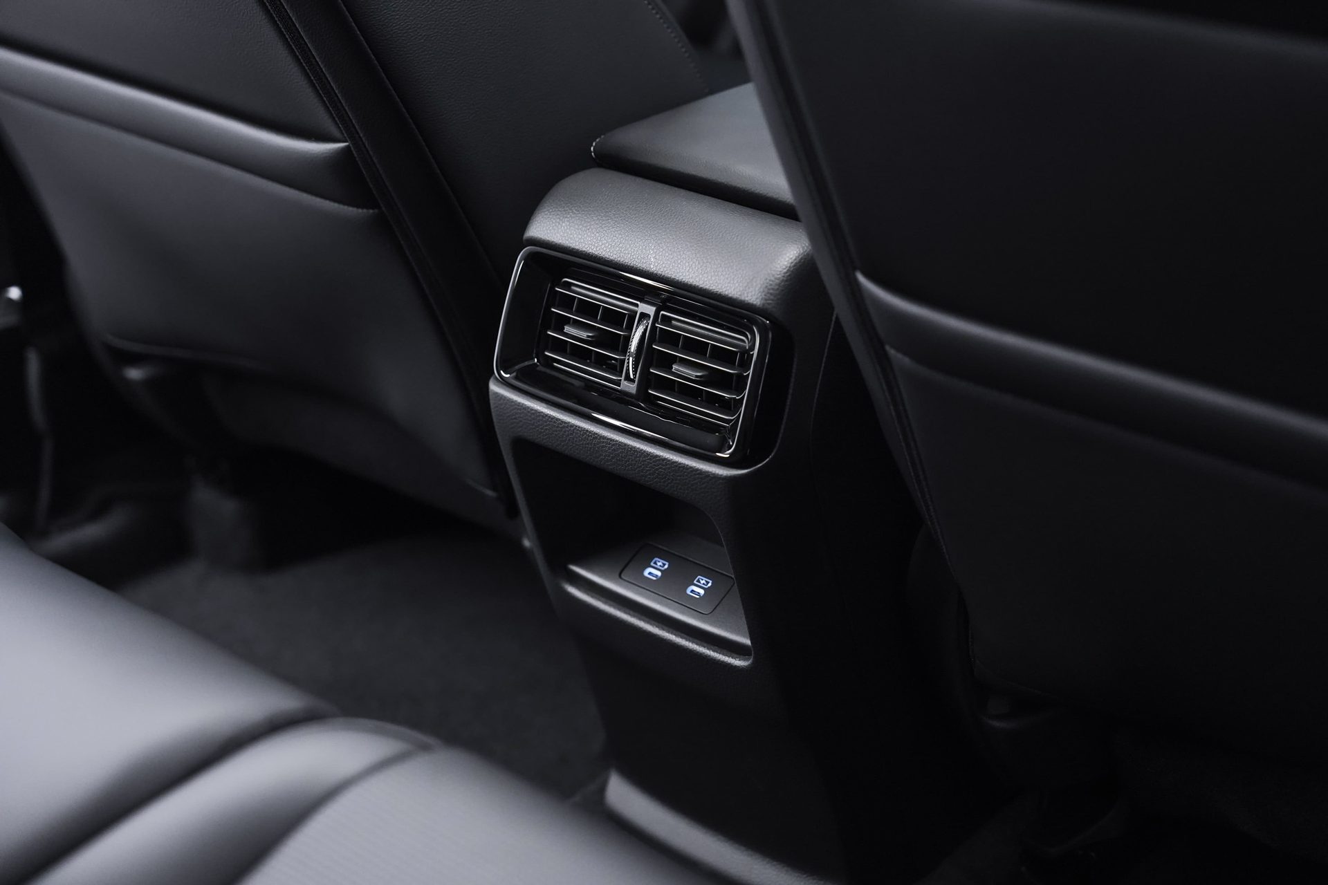 รูปภาพ ฮอนด้า Honda CR-V e:HEV E ปี 2025