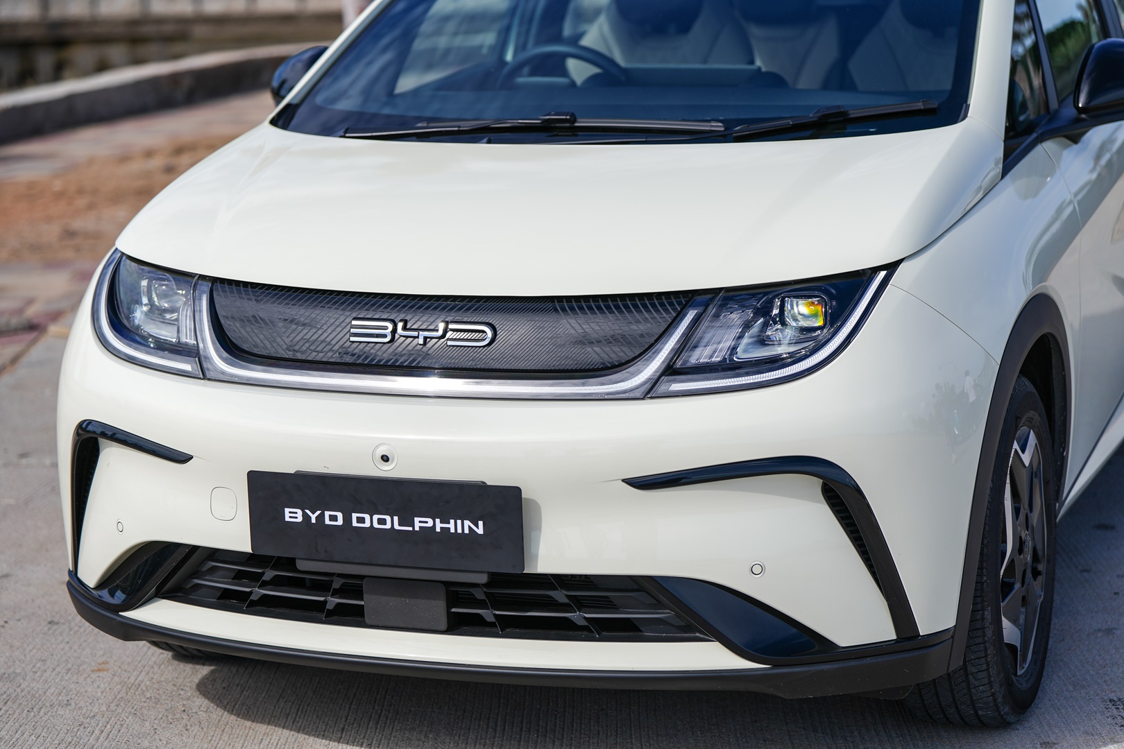 รูปภาพ บีวายดี BYD Dolphin Standard Range ปี 2023