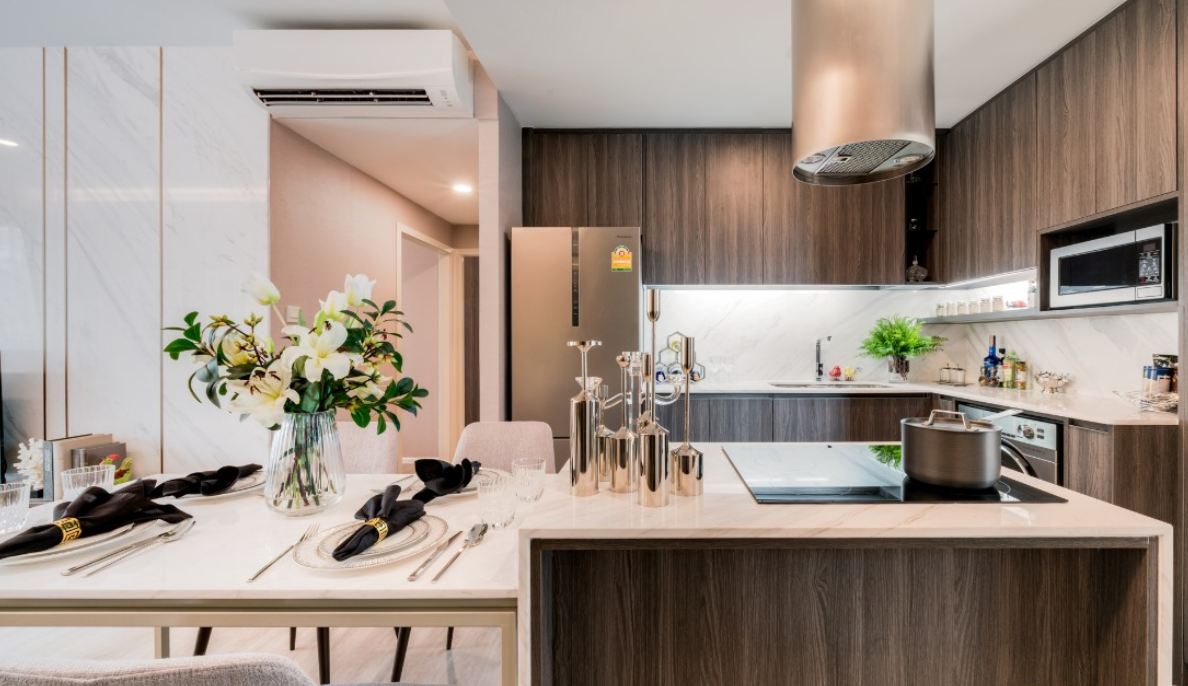 รูปภาพ เวรี่ ลาซาล (Very Lasalle)