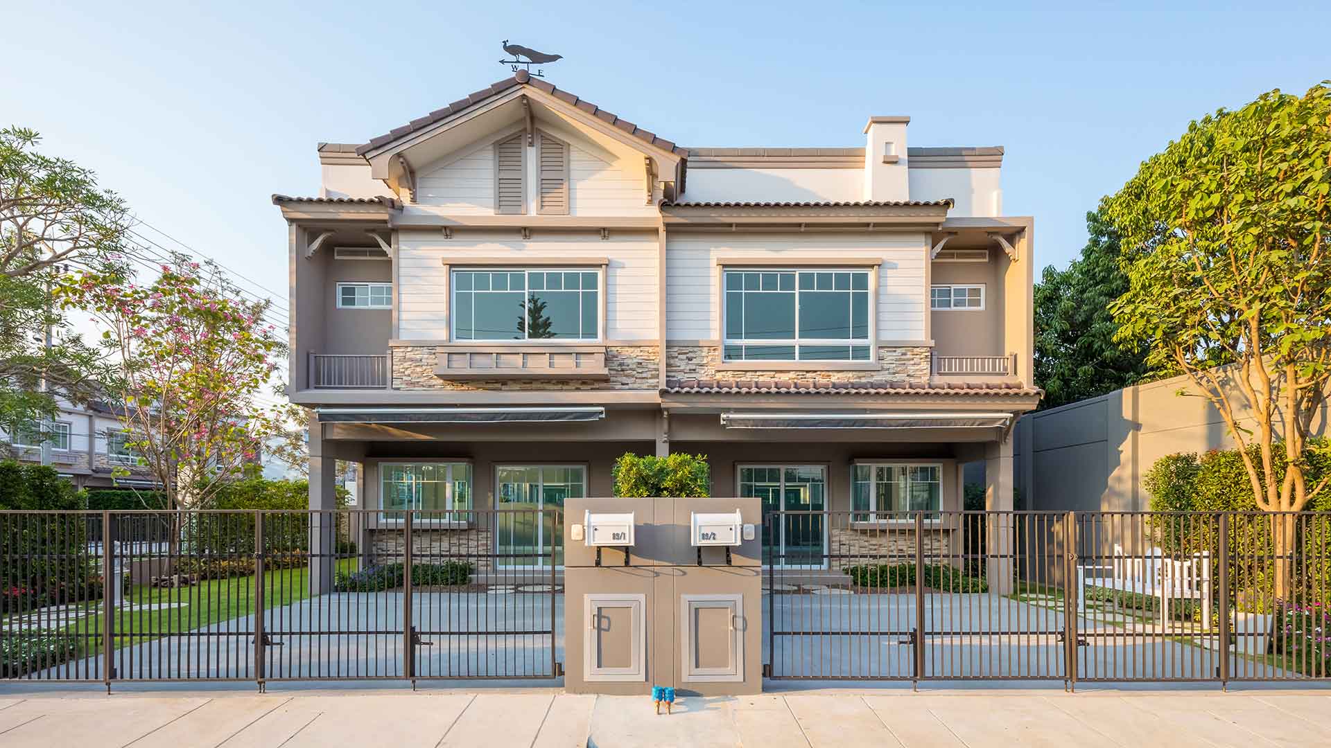 รูปภาพ อินดี้ ปิ่นเกล้า - สิรินธร (Indy Pinklao - Sirinthorn)