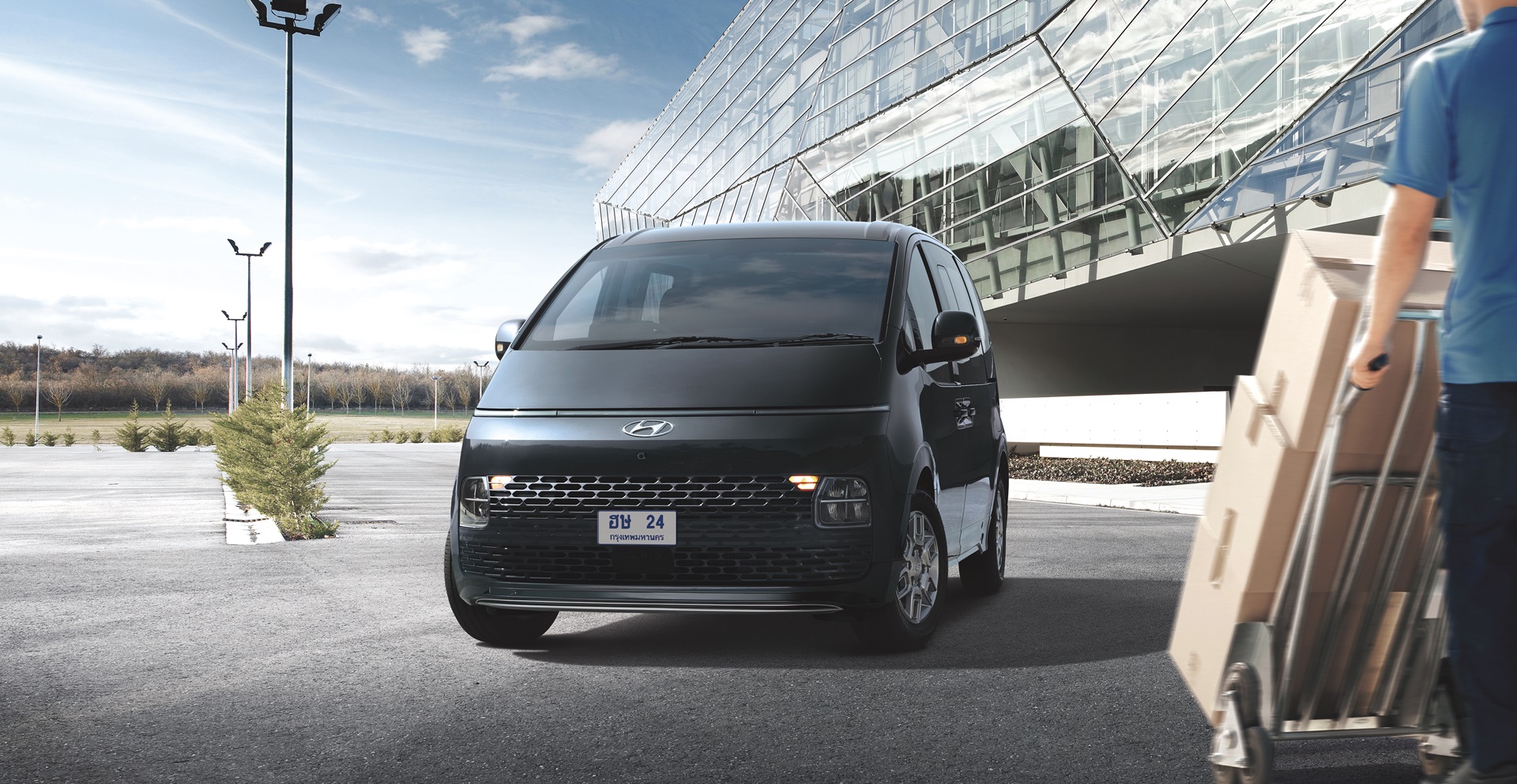 รูปภาพ ฮุนได Hyundai Staria Style ปี 2023